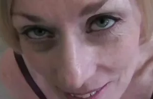 رجل اشتعلت صديق زوجة لا يرتدي سراويل مشاهدة افلام اجنبية جنسية و سخيف لها