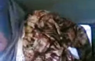 مثلية مدلكة الجنس مع العميل على الأريكة لقطات جنسية من افلام اجنبية