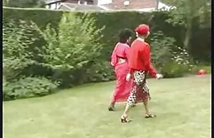 مارينا فيسكونتي يحب افلام اجنبي جنسية أن يستمني بين زب كبير الثدي