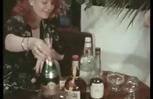 عدد قليل من تلك مثليات اللعنة كس مع أصابع طويلة في مشاهد جنسية من افلام اجنبية صالون للتدليك